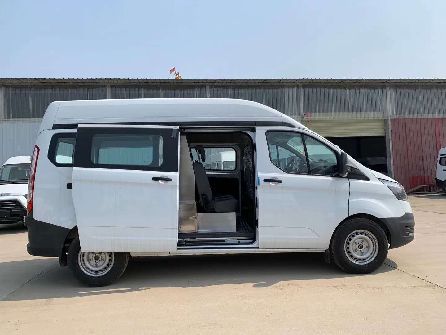 上海殡仪车服务电话