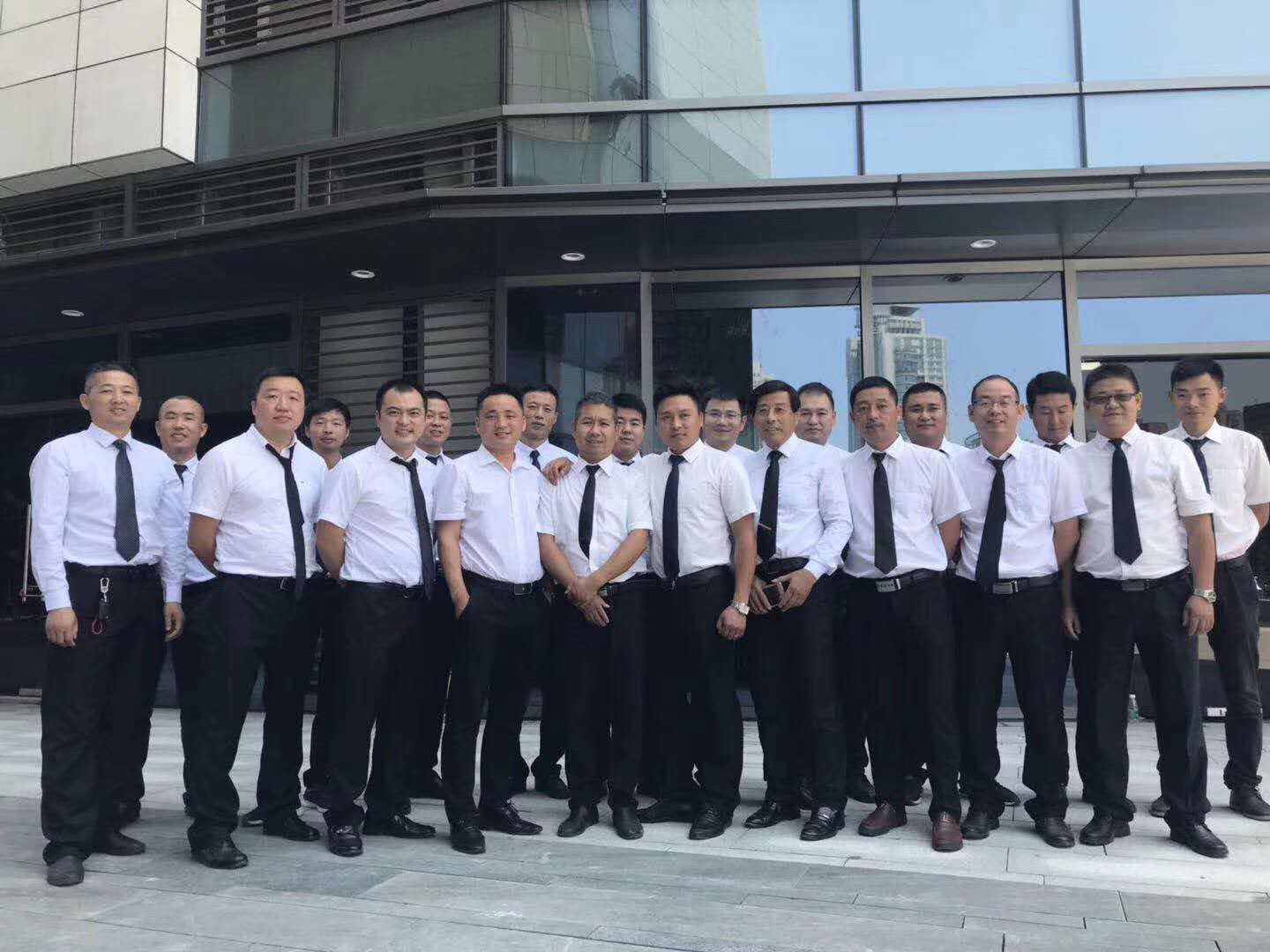 上海灵车接运 灵车电话号码查询